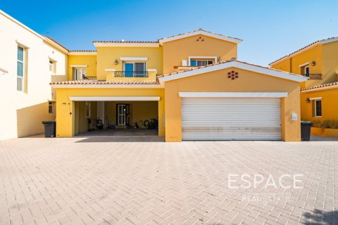 Купить виллу в Арабиан Ранчес, Дубай: 2 спальни, 237м², № 61884 - фото 19