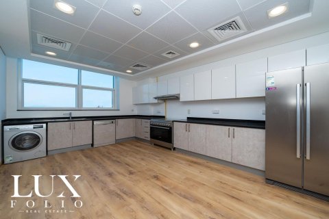 Apartment in Dubai Marina, Dubai 3 bedrooms, 495 sq.m. № 45878 - photo 19