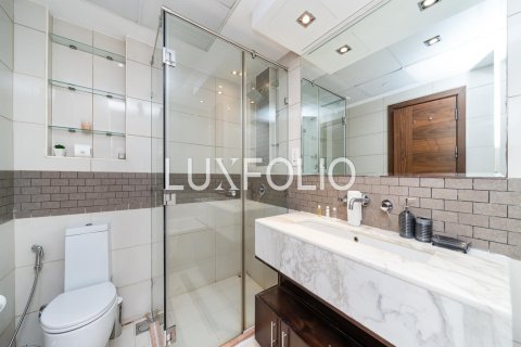 Apartment in Park Island, Dubai Marina, Dubai 2 bedrooms, 121 sq.m. № 45889 - photo 17
