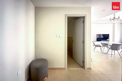 Снять в аренду квартиру в Дубае: 1 спальня, 111.1м², № 76836 - фото 21