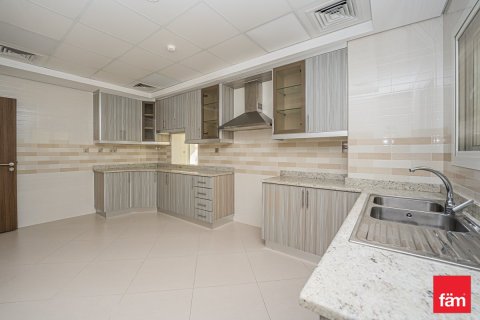 Villa en Al Furjan, Dubai, 5 dormitorios, 600 m², № 76843 - foto 4