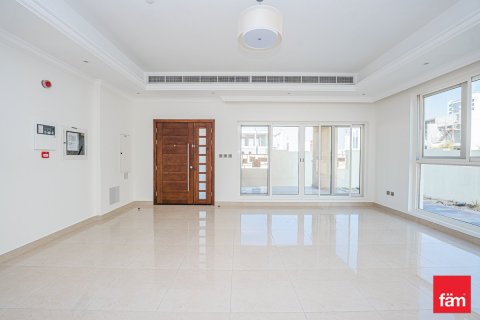 Villa en Al Furjan, Dubai, 5 dormitorios, 600 m², № 76843 - foto 18