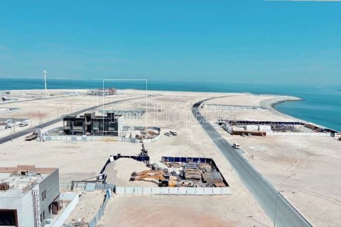 Land in Dubai 3700.6 sq.m. № 76844 - photo 3