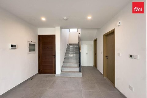 Villa à Dubai, 4 chambres, 164.4 m², № 84597 - photo 7