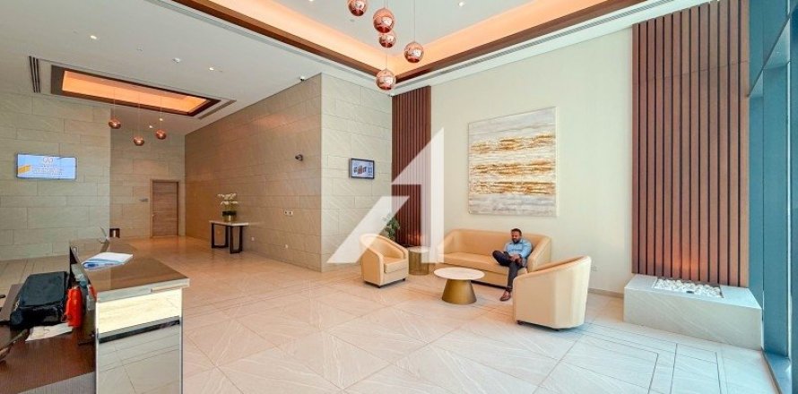 Bureau à Dubai, 475.6 m², № 10652