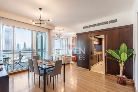 Apartment in The Residences, Downtown Dubai (Downtown Burj Dubai), Dubai 3 bedrooms, 170.76 sq.m. № 129542 - photo 11