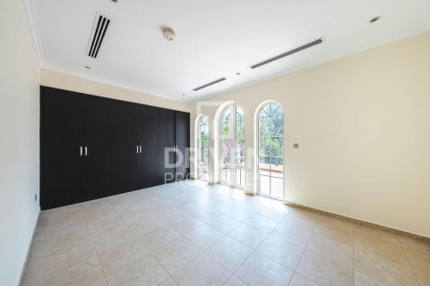 Villa à Jumeirah Park, Dubai, 3 chambres, 760.97 m², № 129531 - photo 16