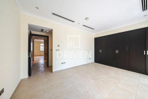 Villa à Jumeirah Park, Dubai, 3 chambres, 760.97 m², № 129531 - photo 10