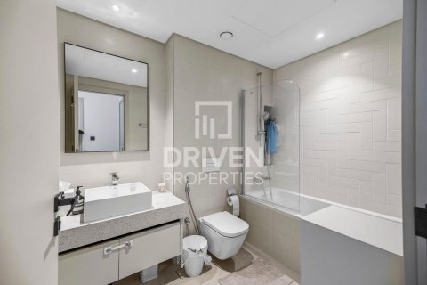 Apartment in EMAAR Beachfront, Dubai Harbour, Dubai 1 bedroom, 68.93 sq.m. № 129530 - photo 8