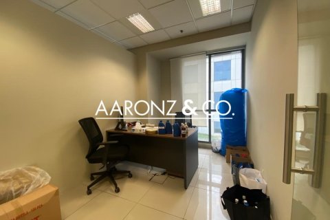 Bureau à Dubai Investment Park, Dubai, 101.8 m², № 78428 - photo 10
