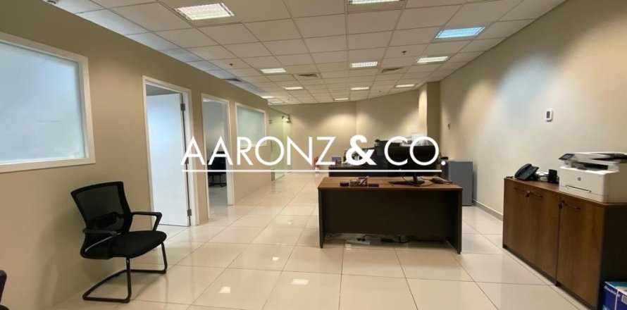 Bureau à Dubai Investment Park, Dubai, 101.8 m², № 78428
