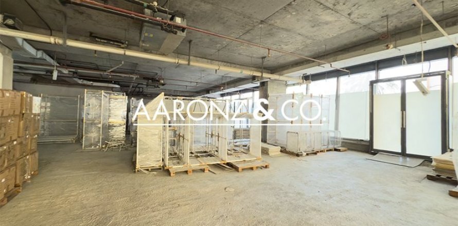 Magasin à Bur Dubai, Dubai, 560.9 m², № 78429