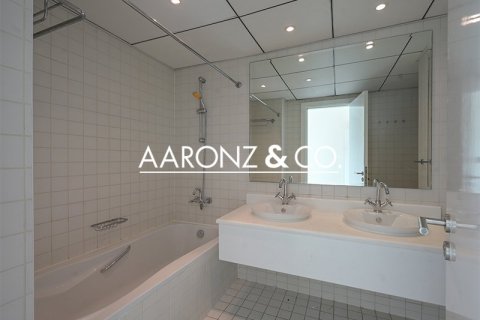 Apartment in Dubai Marina, Dubai 2 bedrooms, 121 sq.m. № 78415 - photo 14