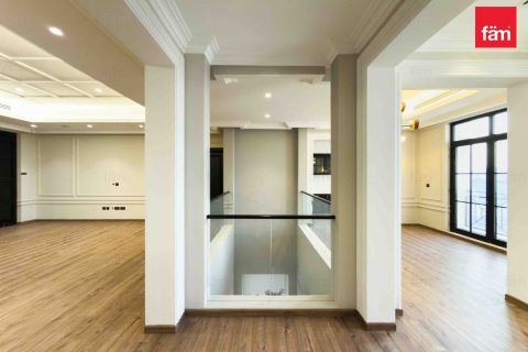 Villa in Al Barsha, Dubai 5 bedrooms, 997 sq.m. № 76910 - photo 12