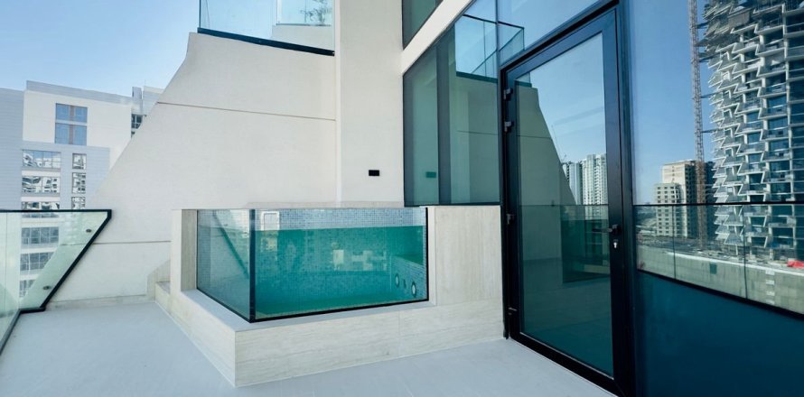 Квартира в Дубае, 1 спальня, 84.7м², № 76913