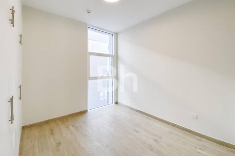 Villa en Dubai Sports City, Dubai, 4 dormitorios, 271 m², № 24273 - foto 3