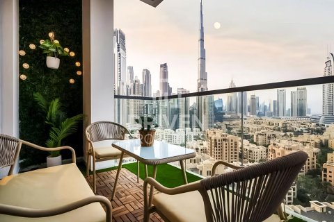 Квартира в Bellevue Towers, Даунтаун Дубай (Даунтаун Бурдж Дубай), Дубай, 2 спальни, 119м², № 86334
