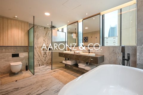 Penthouse in Dubai Marina, Dubai 5 bedrooms, 813 sq.m. № 89834 - photo 15