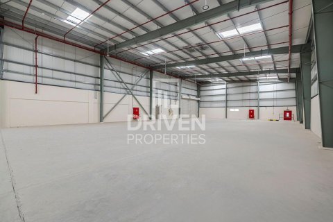Warehouse in Jebel Ali, Dubai 82247 sq.m. № 89838 - photo 9