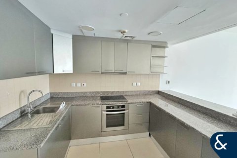 Apartment in Jumeirah Lake Towers, Dubai 1 bedroom, 115 sq.m. № 74589 - photo 16