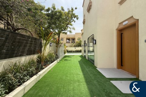 Villa à Springs 12, The Springs, Dubai, 3 chambres, 167 m², № 74587 - photo 9