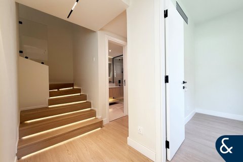 Villa à Springs 12, The Springs, Dubai, 3 chambres, 167 m², № 74587 - photo 11