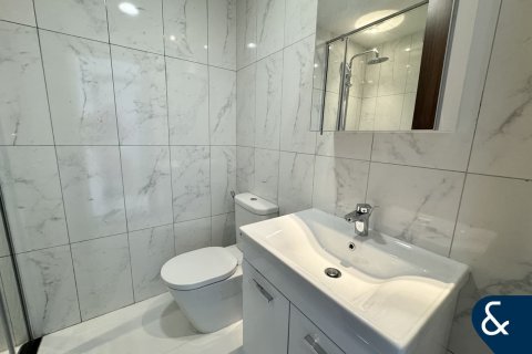 Купить таунхаус в District 11, Мохаммед Бин Рашид Сити, Дубай: 4 спальни, 188м², № 74578 - фото 10