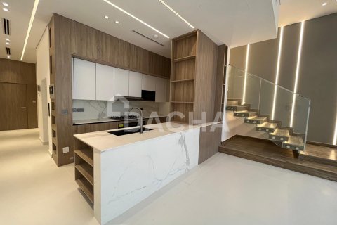 Townhouse in District 12, Jumeirah Village Circle, Dubai 4 bedrooms, 283 sq.m. № 110381 - photo 16