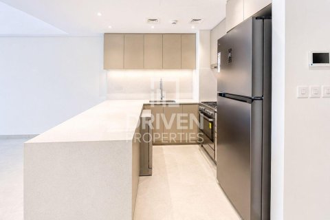 Apartment in Umm Suqeim 3, Umm Suqeim, Dubai 2 bedrooms, 110.65 sq.m. № 130049
