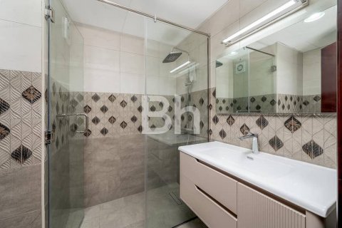 Villa in Jumeirah Village Circle, Dubai 3 bedrooms, 135 sq.m. № 57888 - photo 4