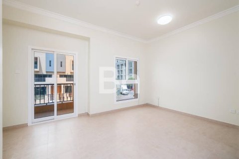Villa in Jumeirah Village Circle, Dubai 3 bedrooms, 135 sq.m. № 57888 - photo 7