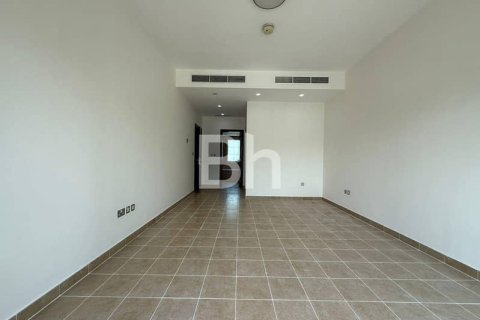 Villa in Jumeirah Village Triangle, Dubai 2 bedrooms, 698 sq.m. № 57891 - photo 27