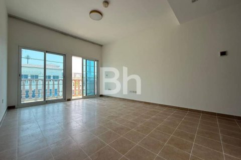Villa in Jumeirah Village Triangle, Dubai 2 bedrooms, 698 sq.m. № 57891 - photo 28