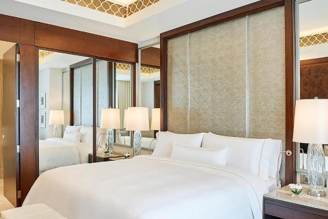 Apartment in AL HABTOOR CITY in Business Bay, Dubai 1 bedroom, 75 sq.m. № 29958 - photo 3