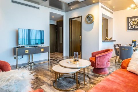 Appartement à DAMAC HEIGHTS à Dubai Marina, Dubai, 3 chambres, 177 m², № 29956 - photo 2