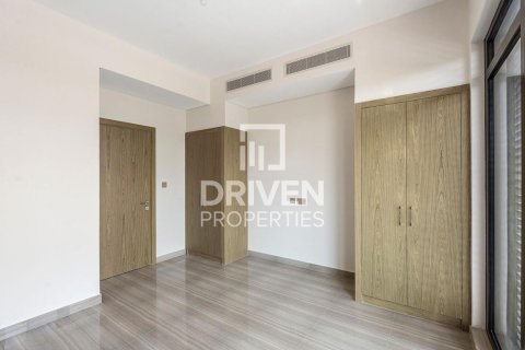 Снять в аренду таунхаус в DAMAC Hills (Akoya by DAMAC), Дубай: 4 спальни, 180м², № 20393 - фото 17