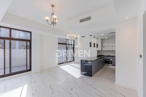 Adosado en District 11, Mohammed Bin Rashid City, Dubai, 4 dormitorios, 288 m², № 20402 - foto 3