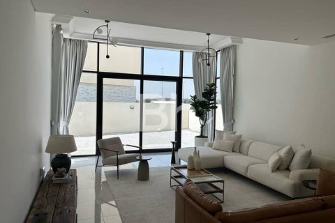 Villa in DAMAC Hills (Akoya by DAMAC), Dubai 5 bedrooms, 629 sq.m. № 21934 - photo 9