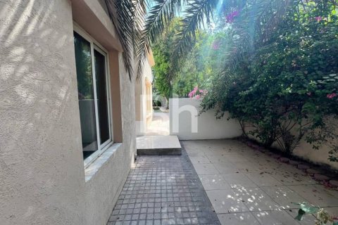 Villa en The Springs, Dubai, 3 dormitorios, 339 m², № 21939 - foto 3