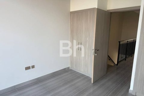 Townhouse in DAMAC Hills (Akoya by DAMAC), Dubai 4 bedrooms, 150 sq.m. № 21935 - photo 14