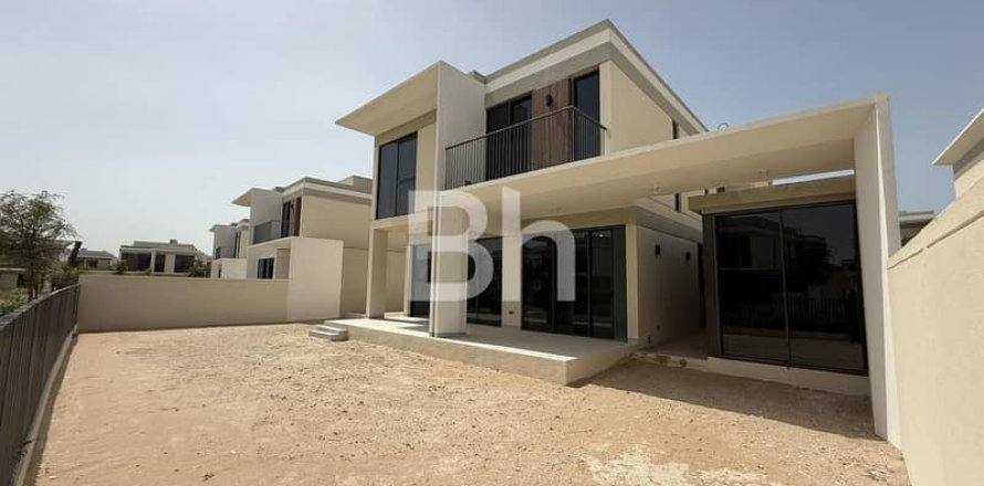 Villa in Tilal Al Ghaf, Dubai 4 bedrooms, 378 sq.m. № 21933