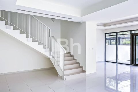 Townhouse in DAMAC Hills (Akoya by DAMAC), Dubai 3 bedrooms, 251 sq.m. № 21936 - photo 4