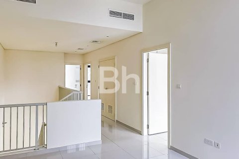Townhouse in DAMAC Hills (Akoya by DAMAC), Dubai 3 bedrooms, 251 sq.m. № 21936 - photo 8