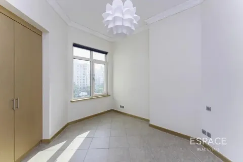 Снять в аренду квартиру в Пальме Джумейре, Дубай: 2 спальни, 145м², № 61991 - фото 6