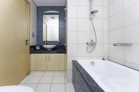 Снять в аренду квартиру в Пальме Джумейре, Дубай: 2 спальни, 145м², № 61991 - фото 4