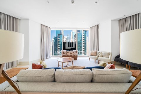 Снять в аренду квартиру в Vida Residence Downtown, Даунтаун Дубай (Даунтаун Бурдж Дубай), Дубай: 3 спальни, 187м², № 73831 - фото 11