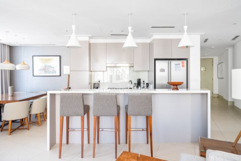 Снять в аренду квартиру в Vida Residence Downtown, Даунтаун Дубай (Даунтаун Бурдж Дубай), Дубай: 3 спальни, 187м², № 73831 - фото 7