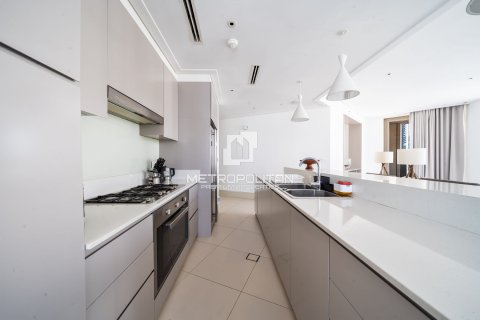 Снять в аренду квартиру в Vida Residence Downtown, Даунтаун Дубай (Даунтаун Бурдж Дубай), Дубай: 3 спальни, 187м², № 73831 - фото 5
