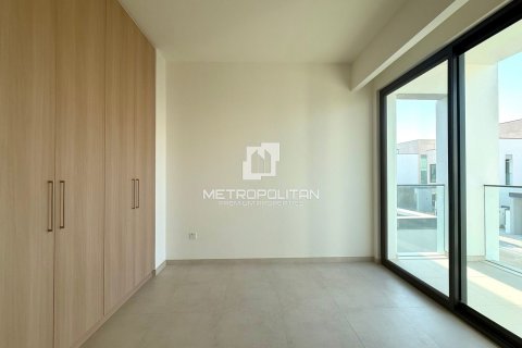 Снять в аренду виллу в Arabian Ranches 3, Дубай: 4 спальни, 378м², № 73823 - фото 15