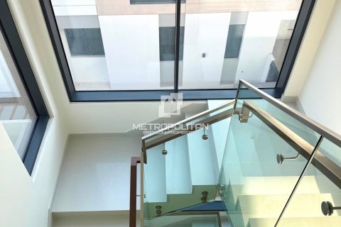 Снять в аренду виллу в Arabian Ranches 3, Дубай: 4 спальни, 378м², № 73823 - фото 8